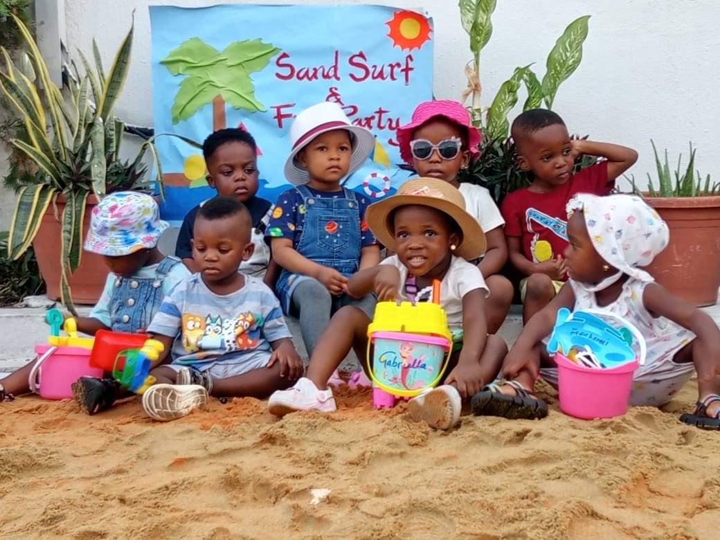 Sand surf & fun party